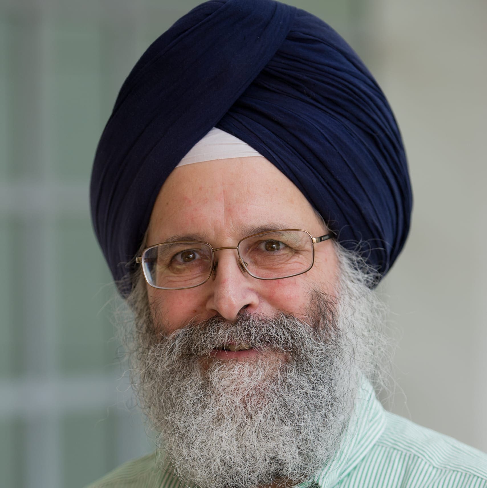 Ralph Singh SheilaApplegate.com Ralph Singh SheilaApplegate.com